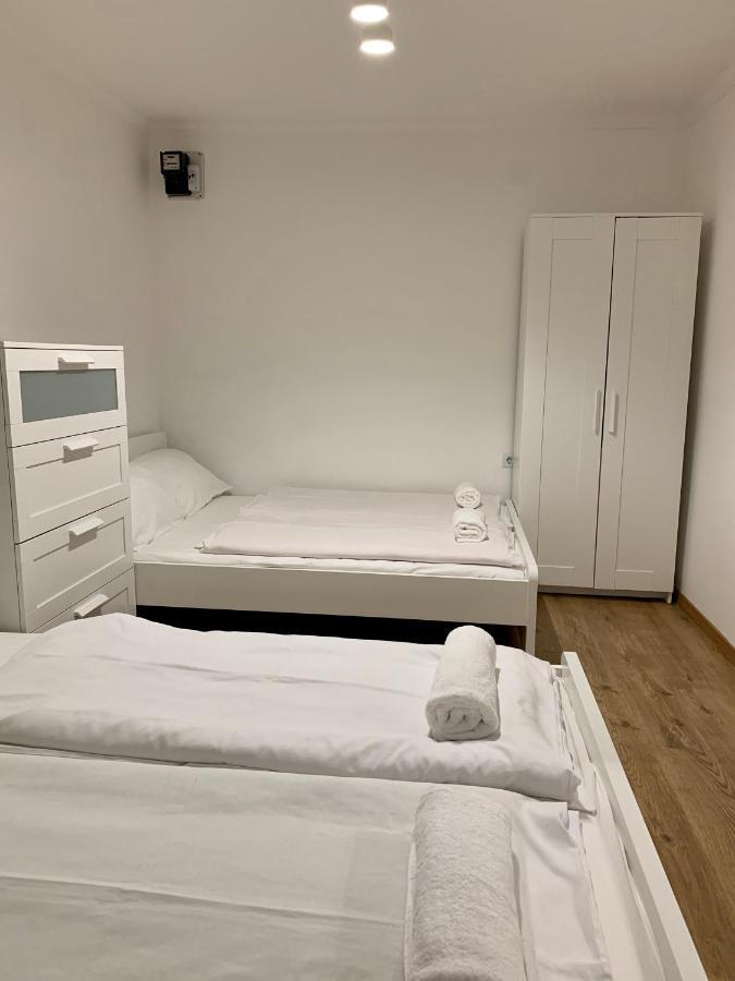 Апартаменты Amira Apartman Хайдусобосло Экстерьер фото